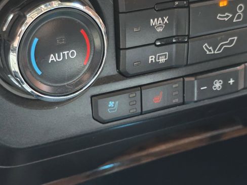 Used 2020 Ford F150 Lariat image 20