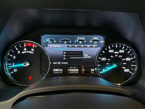 Used 2022 Ford F350 Platinum AWD/4WD image 16
