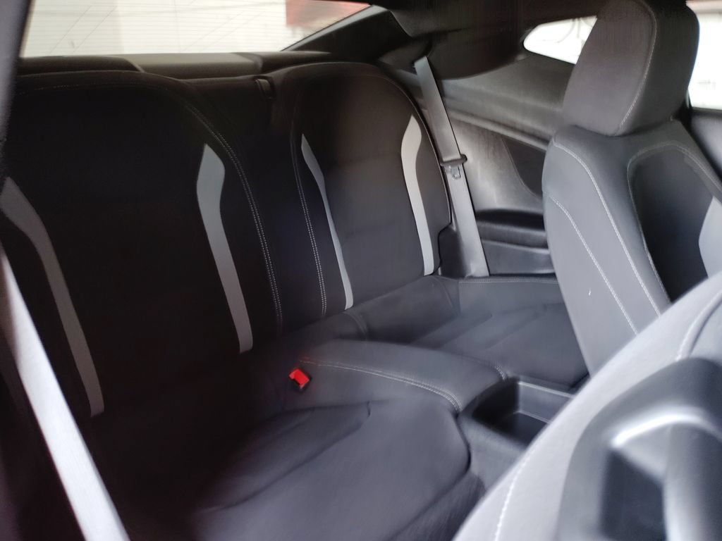 Used 2020 Chevrolet Camaro LT RWD image 15