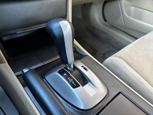 Used 2011 Honda Accord LX image 18