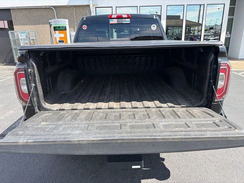 Used 2018 GMC Sierra 1500 SLT AWD/4WD image 11