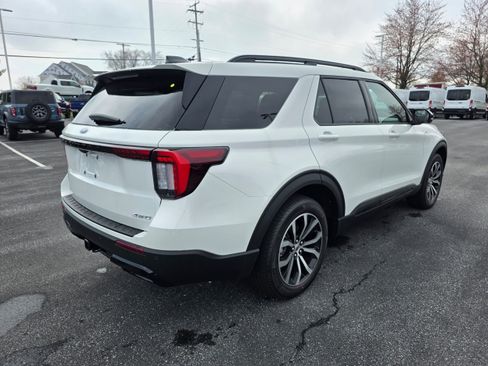 New 2026 Ford Explorer ST-Line AWD/4WD image 12