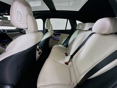 New 2026 Mercedes-Benz GLC 300 4MATIC image 27