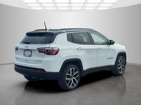 Certified 2025 Jeep Compass Limited AWD/4WD image 7
