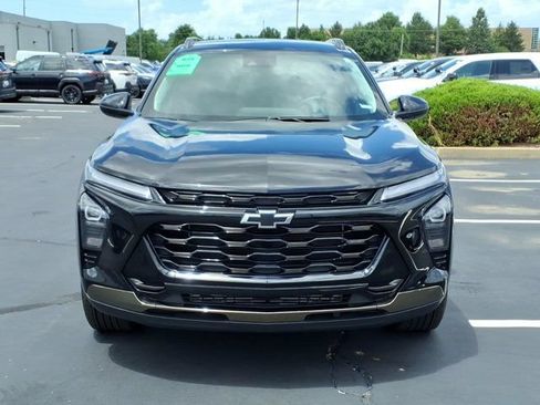 Used 2025 Chevrolet Trax ACTIV w/ Driver Confidence Package FWD image 32