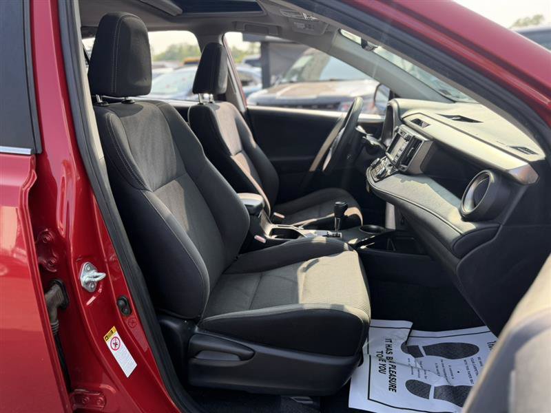 Used 2015 Toyota RAV4 XLE FWD image 13