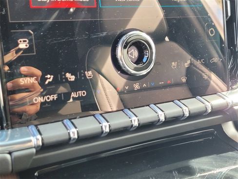 New 2026 GMC Yukon XL Denali image 18