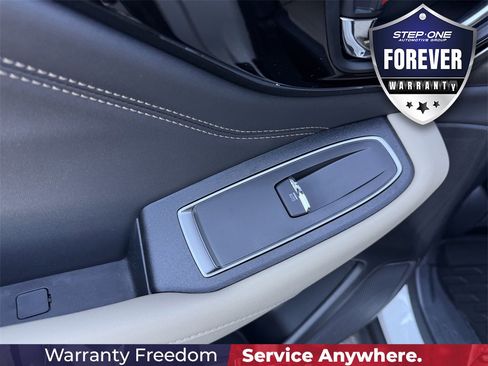 New 2025 Subaru Outback Limited image 32