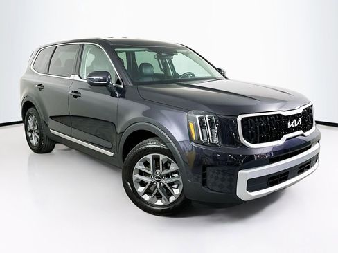 Used 2025 Kia Telluride LX FWD image 1