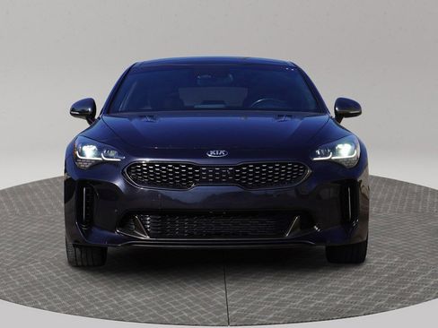 Used 2021 Kia Stinger GT2 image 4