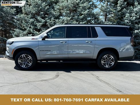 Used 2025 Chevrolet Suburban Z71 AWD/4WD image 4