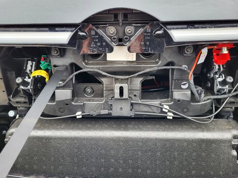 New 2025 Volkswagen ID. Buzz Pro S image 23