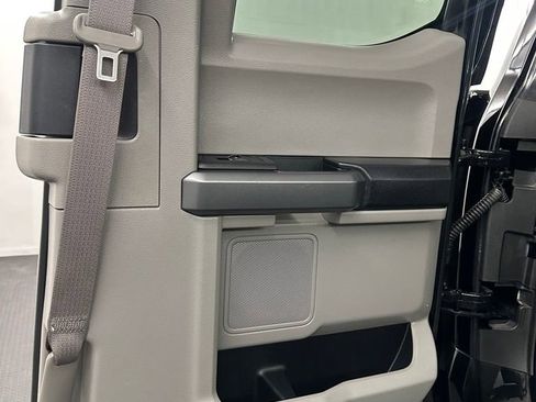 Used 2017 Ford F250 XLT w/ XLT Value Package AWD/4WD image 25