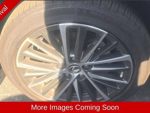 Used 2025 Lexus ES 350 w/ Premium Package FWD image 7