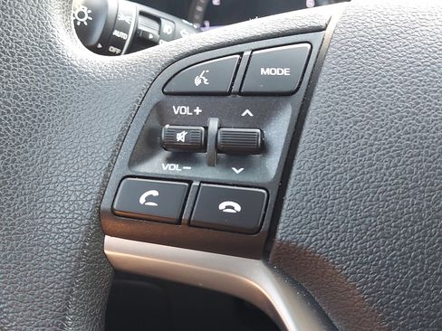 Used 2019 Hyundai Tucson Sport image 20