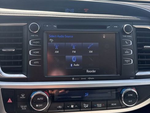 Used 2019 Toyota Highlander Plus image 10