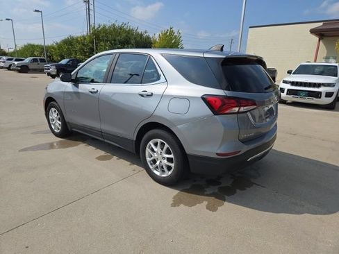 Used 2024 Chevrolet Equinox LT AWD/4WD image 5