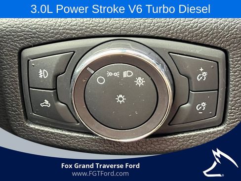 Certified 2018 Ford F150 Lariat w/ Equipment Group 502A Luxury AWD/4WD image 19