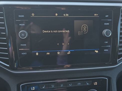 Used 2023 Volkswagen Atlas SE image 21