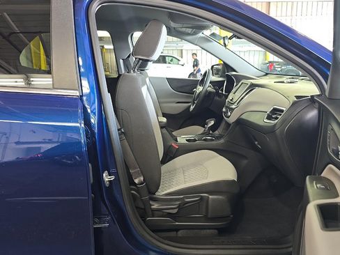 Used 2023 Chevrolet Equinox LT FWD image 8
