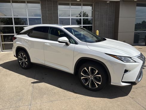 Used 2019 Lexus RX 350 AWD w/ Navigation Package image 2