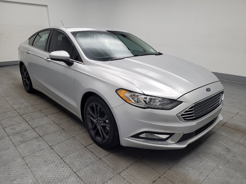 Used 2018 Ford Fusion SE w/ Equipment Group 201A FWD image 13
