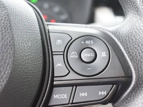 Used 2024 Toyota Corolla LE image 20