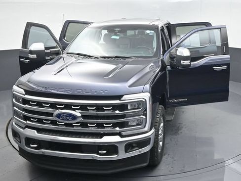 Used 2024 Ford F250 Lariat w/ Lariat Ultimate Package AWD/4WD image 59