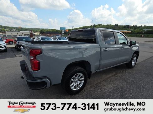 Used 2024 Chevrolet Silverado 1500 RST w/ Z71 Off-Road Package AWD/4WD image 9