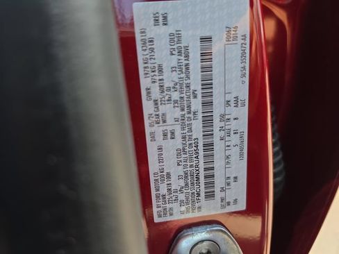 Used 2024 Ford Escape ST-Line w/ Tech Pack #1 FWD image 33