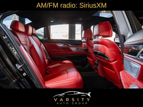 Used 2021 BMW 750i xDrive w/ Executive Package image 16