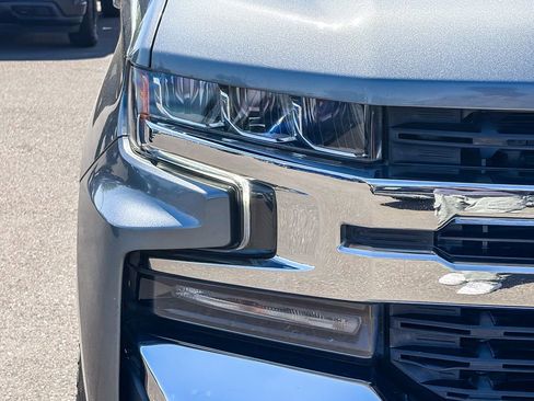 Used 2020 Chevrolet Silverado 1500 LT AWD/4WD image 7