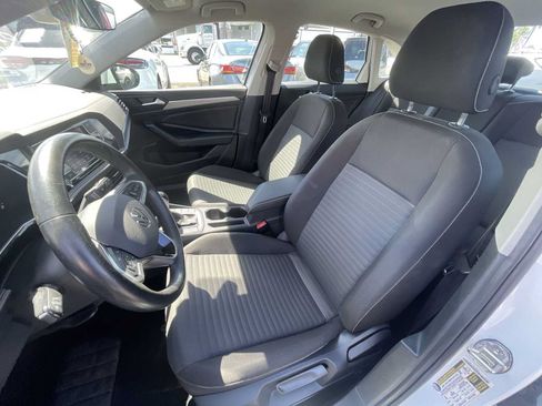 Used 2024 Volkswagen Jetta S FWD image 9