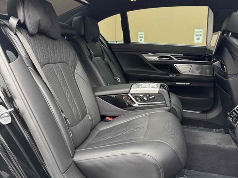 Used 2018 BMW ALPINA B7 xDrive image 35