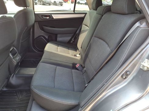 Used 2019 Subaru Outback 2.5i Premium AWD/4WD image 15