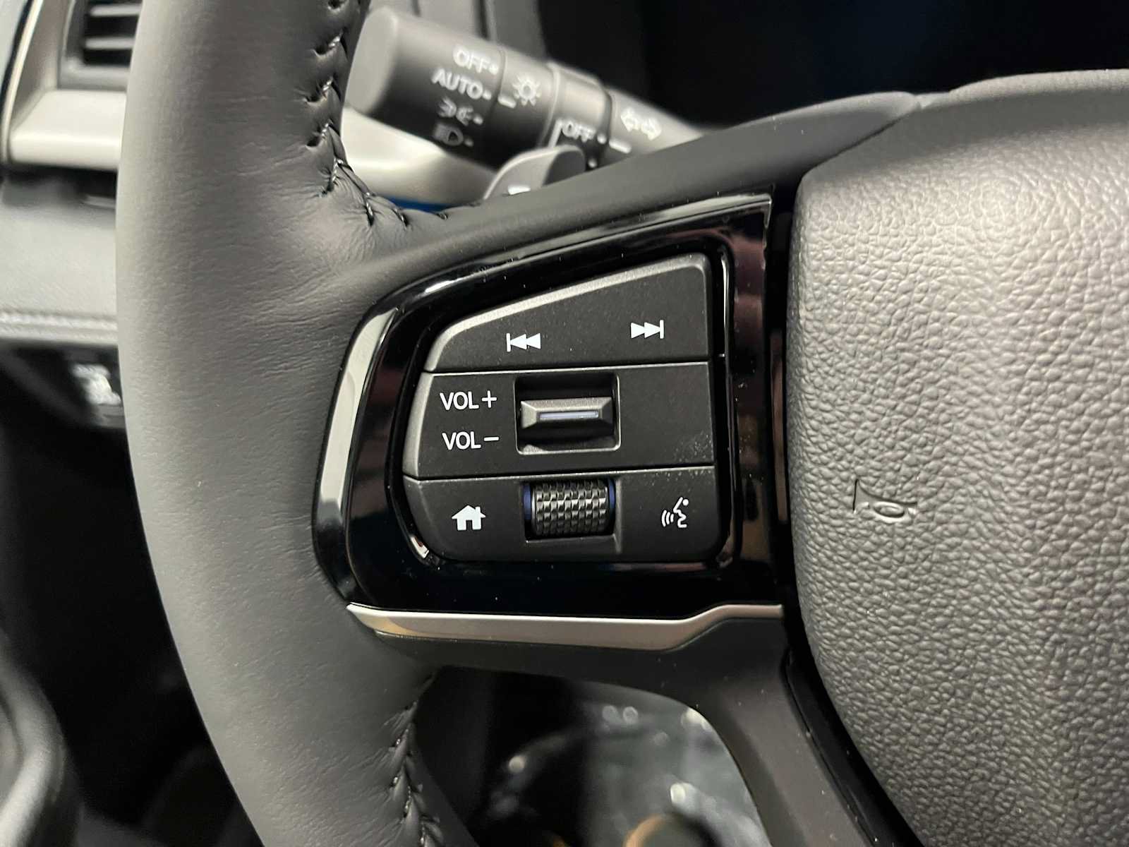 New 2027 Honda Odyssey Touring image 12