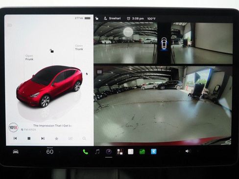 Used 2024 Tesla Model Y Long Range AWD/4WD image 27