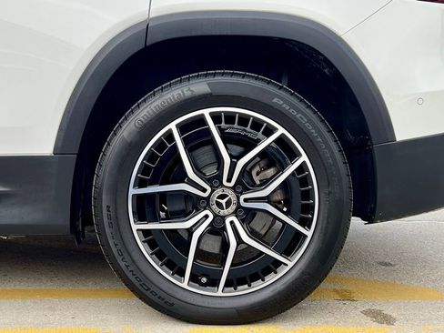 Certified 2023 Mercedes-Benz EQB 300 4MATIC image 15