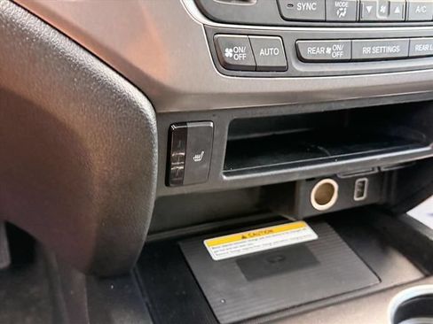 Used 2022 Honda Pilot Special Edition image 23