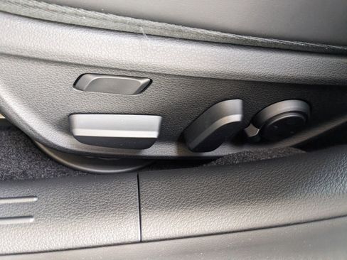 Certified 2024 Genesis G70 3.3T Advanced w/ Sport Prestige Package image 18