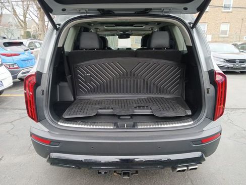 Used 2022 Kia Telluride SX w/ Nightfall Edition Package image 27