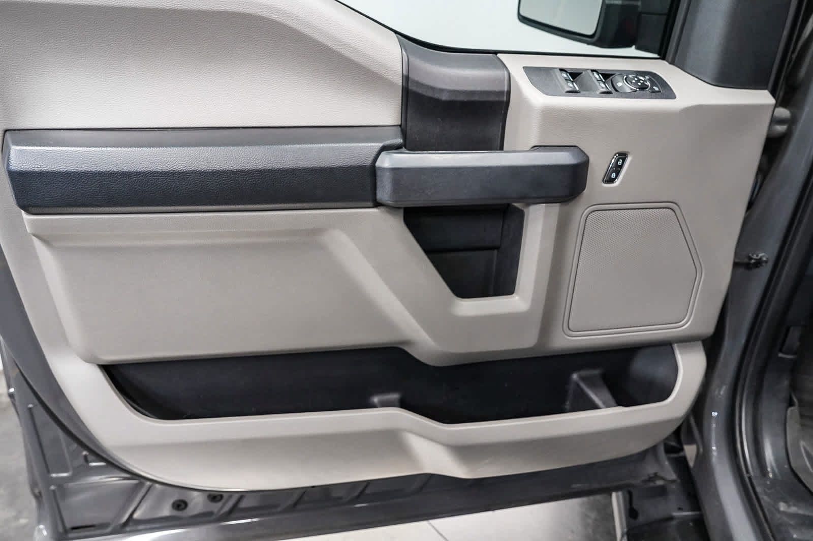 Used 2020 Ford F150 XL w/ Equipment Group 101A Mid RWD image 20
