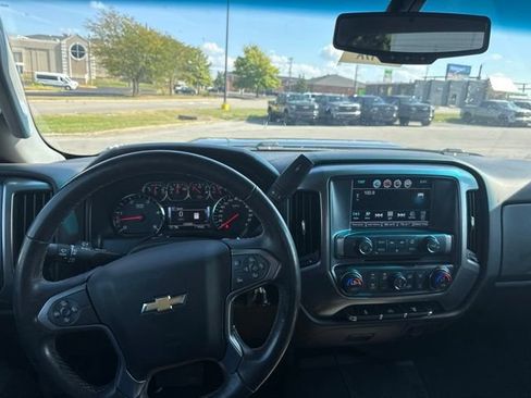 Used 2018 Chevrolet Silverado 2500 LT w/ LT Convenience Package AWD/4WD image 30
