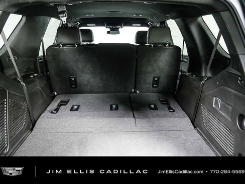 Used 2025 Chevrolet Tahoe LT AWD/4WD image 33