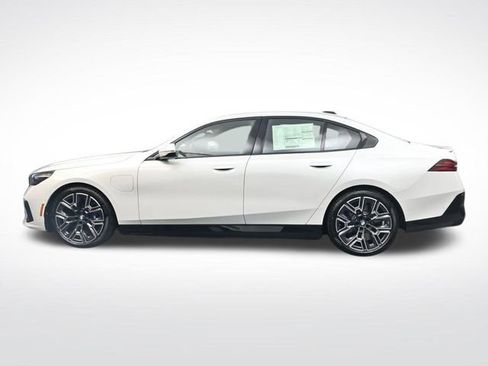 New 2027 BMW 550e xDrive AWD/4WD image 8