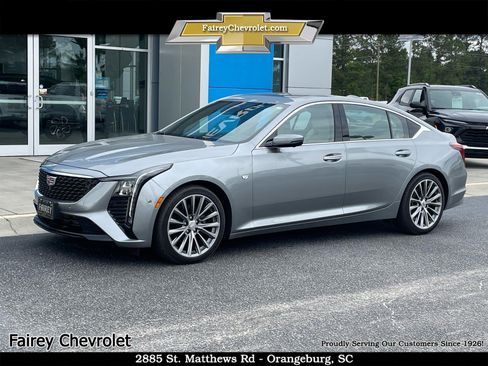 Used 2025 Cadillac CT5 Premium Luxury RWD image 1
