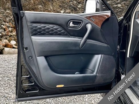 Used 2018 INFINITI QX80 4WD w/ Deluxe Technology Package image 19