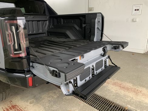 New 2025 GMC Hummer EV 3X image 10