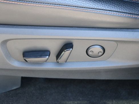 Used 2024 Nissan Pathfinder Rock Creek AWD/4WD image 26
