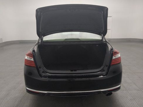 Used 2016 Honda Accord LX image 33